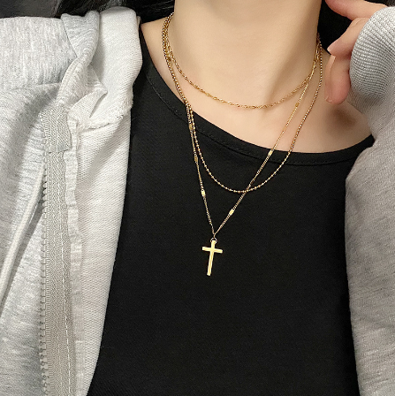 Fashionable Double Layer Gold Cross Necklace with Pendant