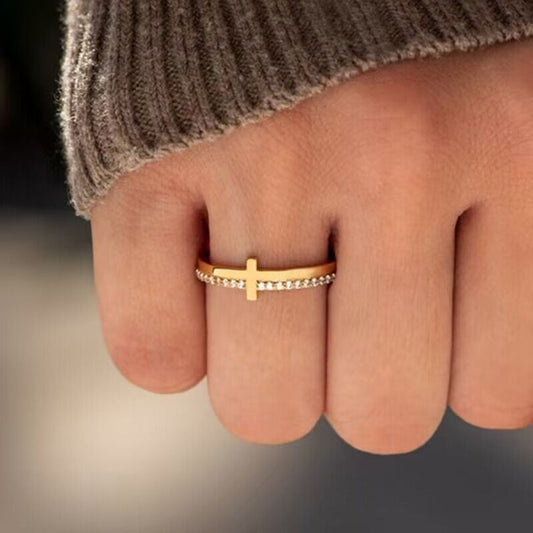 Fashionable Women's Ring with Cross Copper and Zircon