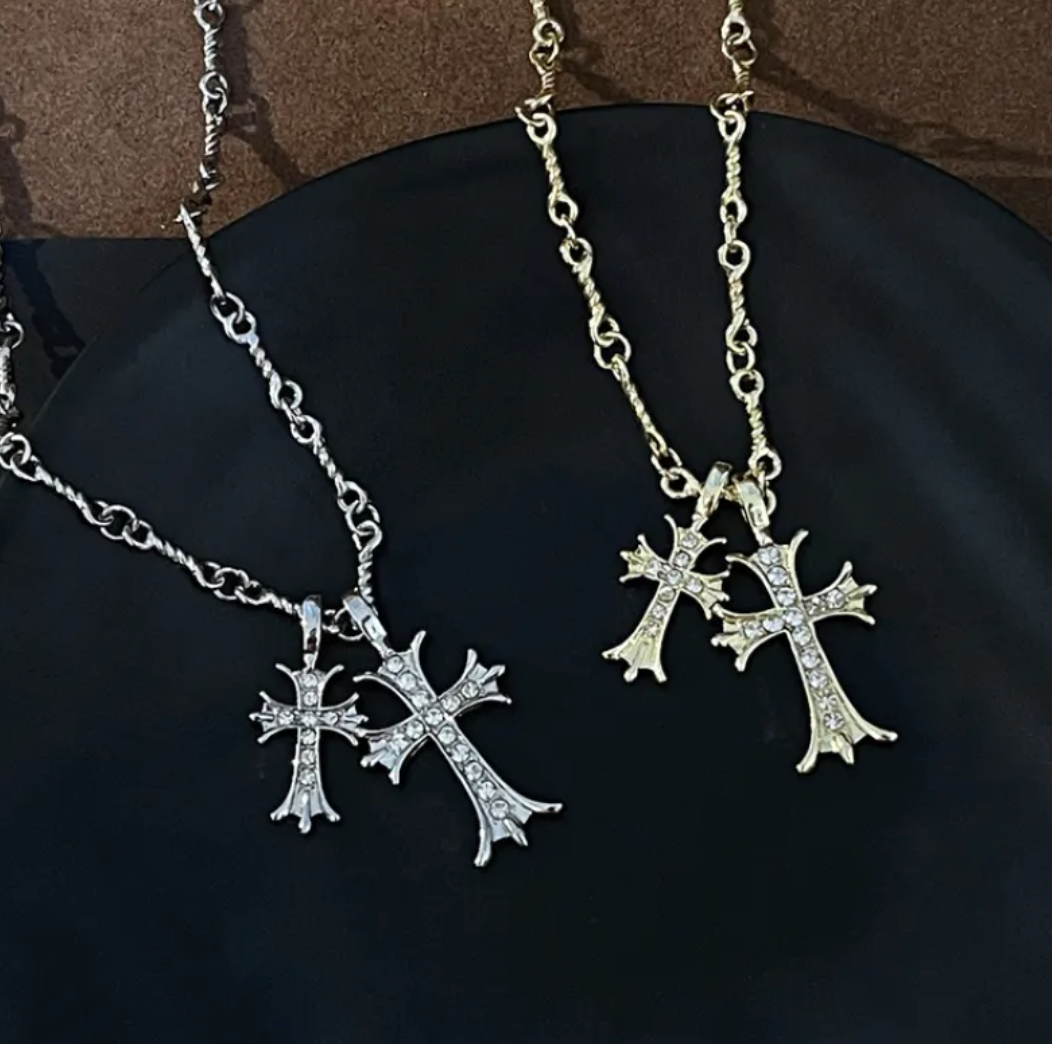 Cross pendant sweater necklace