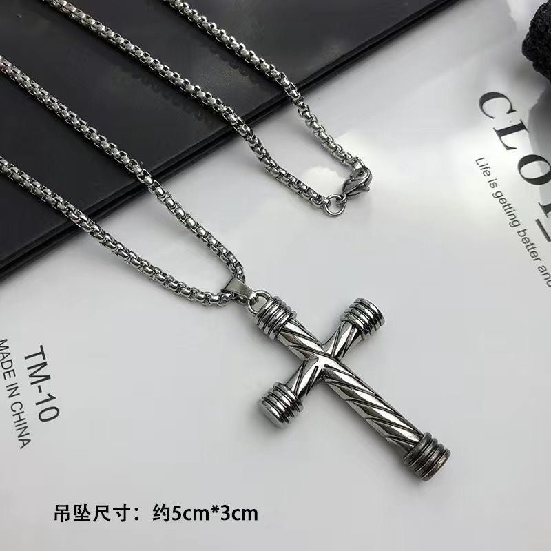 Colar de Diamantes com Cruz Retrô para Homem