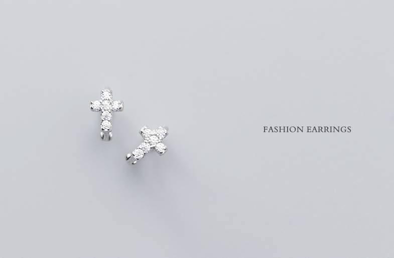 Silver simple cross stud earrings