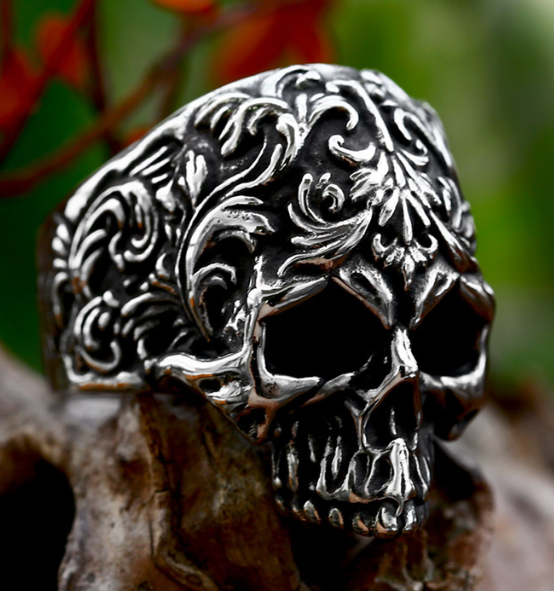 Rebel Skull Titanium Fashion Ring