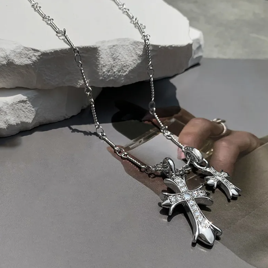 Cross pendant sweater necklace