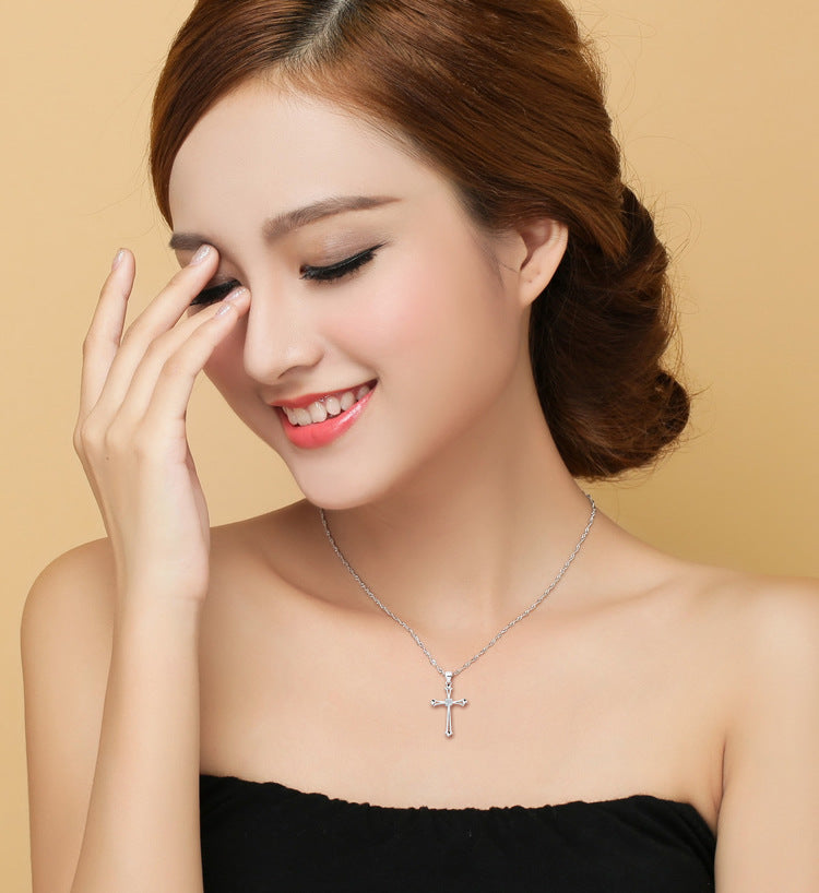 Bold cross pendant necklace