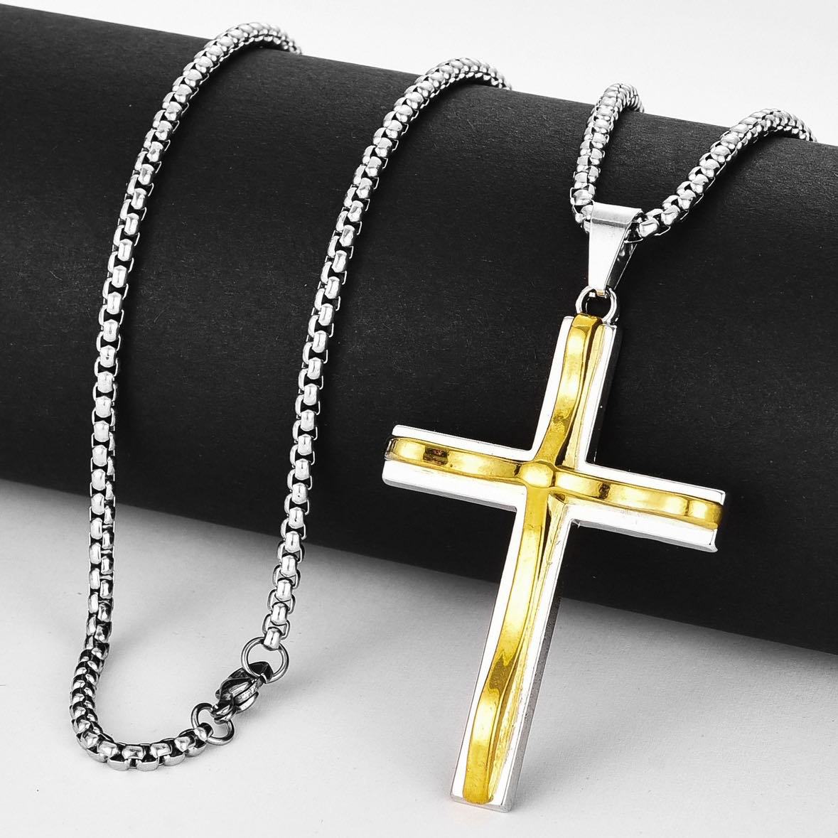 Colar de Diamantes com Cruz Retrô para Homem