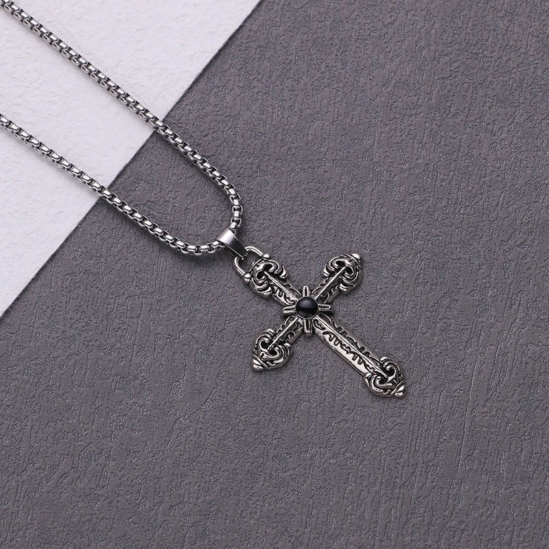 Colar de Diamantes com Cruz Retrô para Homem