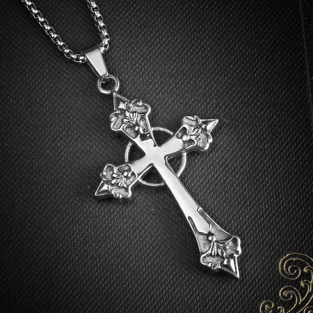 Colar de Diamantes com Cruz Retrô para Homem