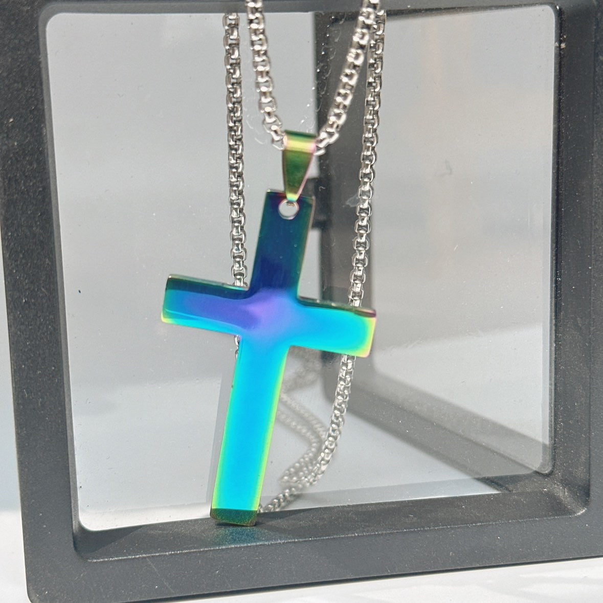 Colar de Diamantes com Cruz Retrô para Homem