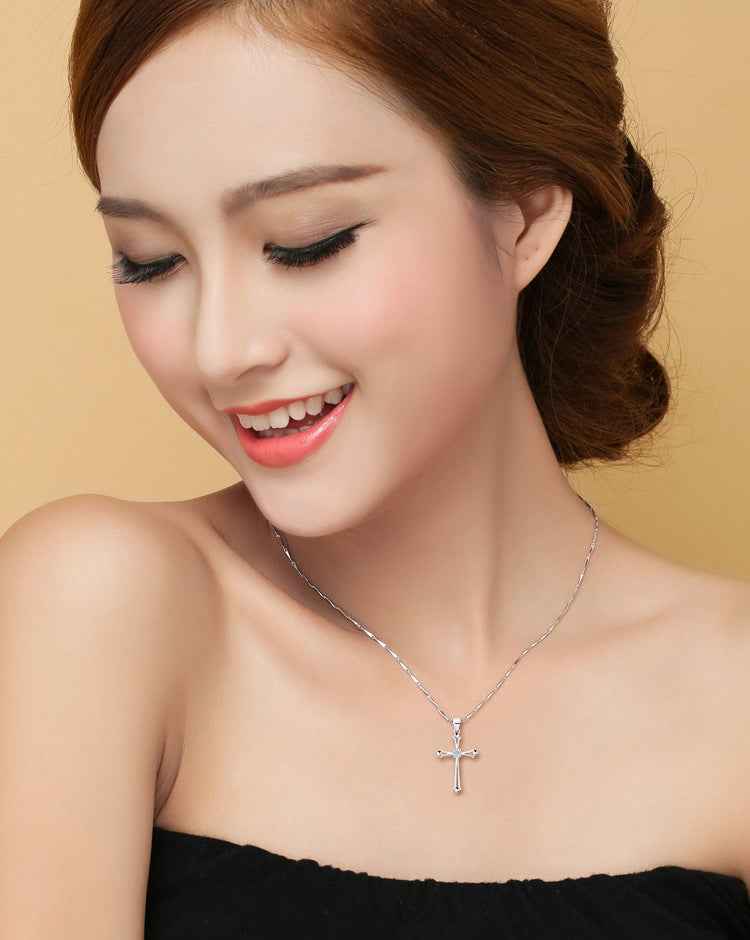 Bold cross pendant necklace