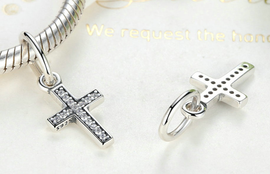 Zircon cross pendant necklace
