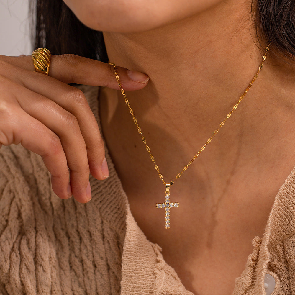2023 Spring Simple Diamond Cross Pendant Necklace
